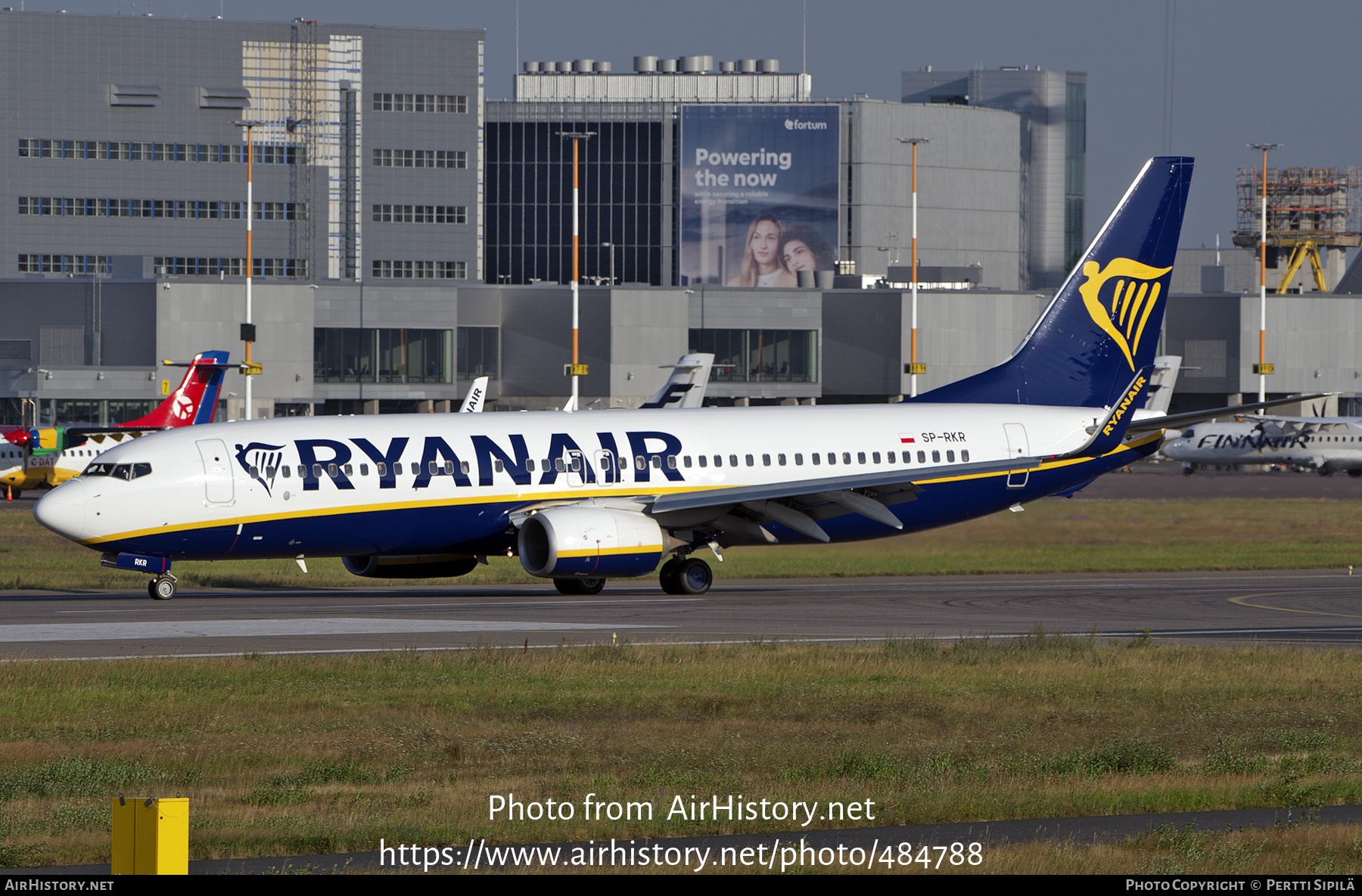 Aircraft Photo of SP-RKR | Boeing 737-8AS | Ryanair | AirHistory.net #484788