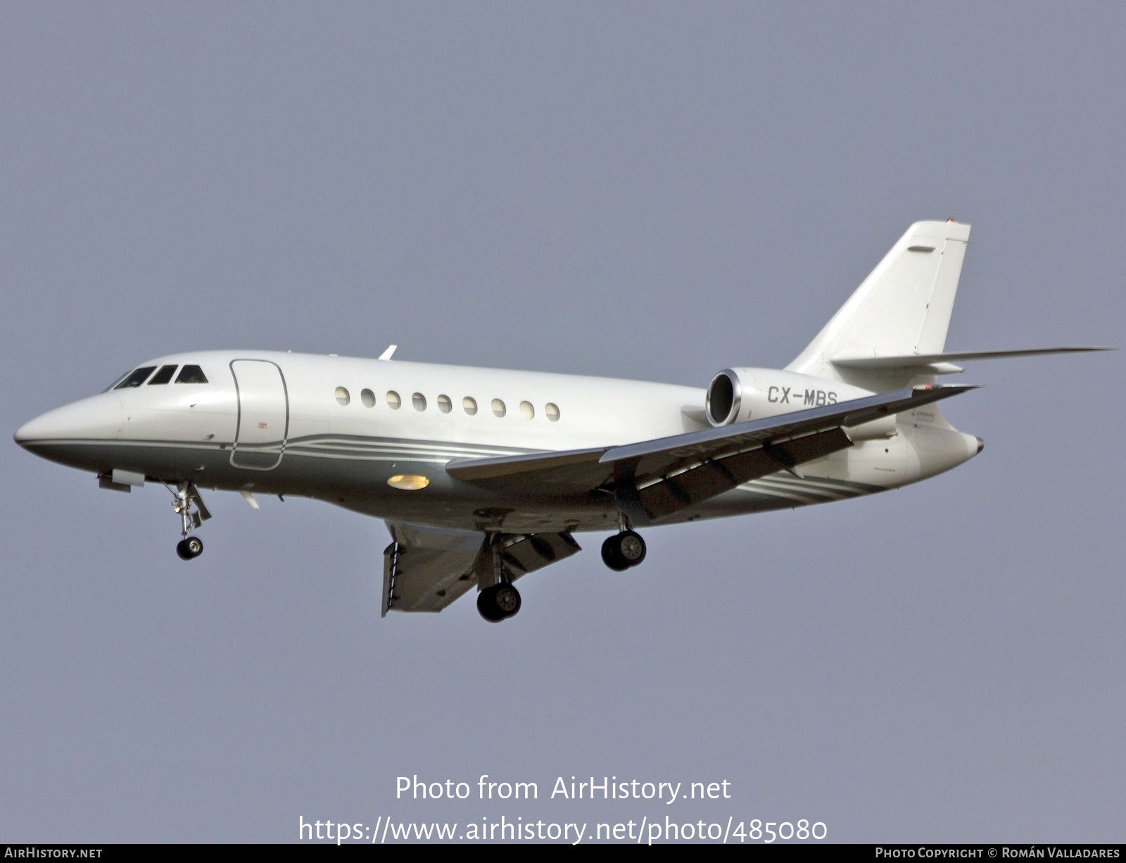 Aircraft Photo of CX-MBS | Dassault Falcon 2000 | AirHistory.net #485080