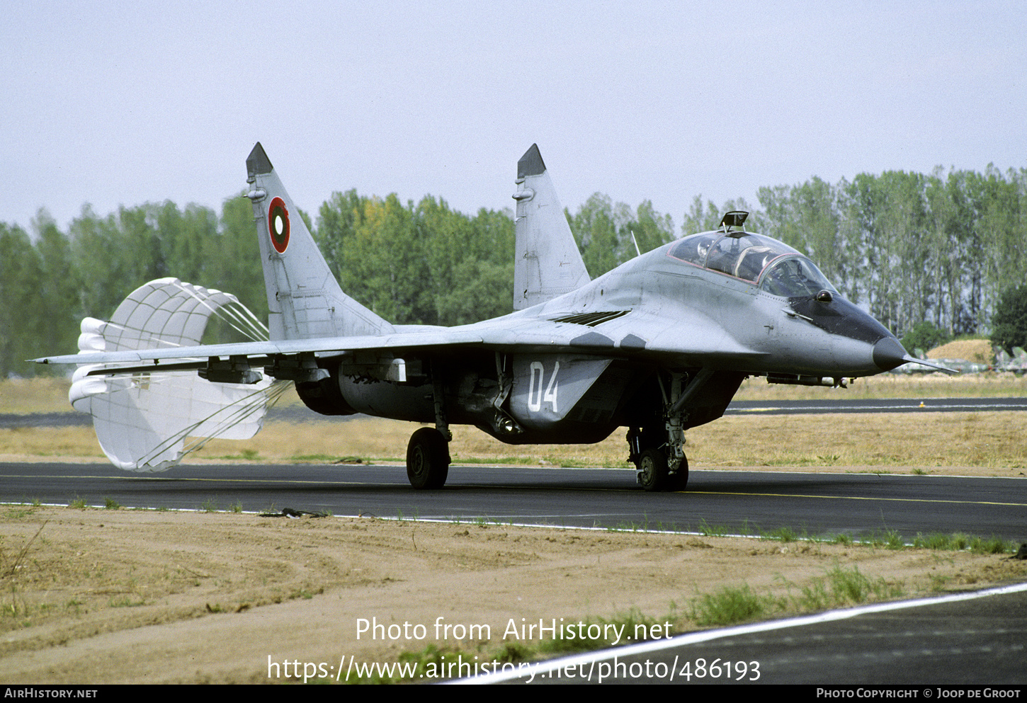 Aircraft Photo of 04 | Mikoyan-Gurevich MiG-29UB (9-51) | Bulgaria - Air Force | AirHistory.net #486193