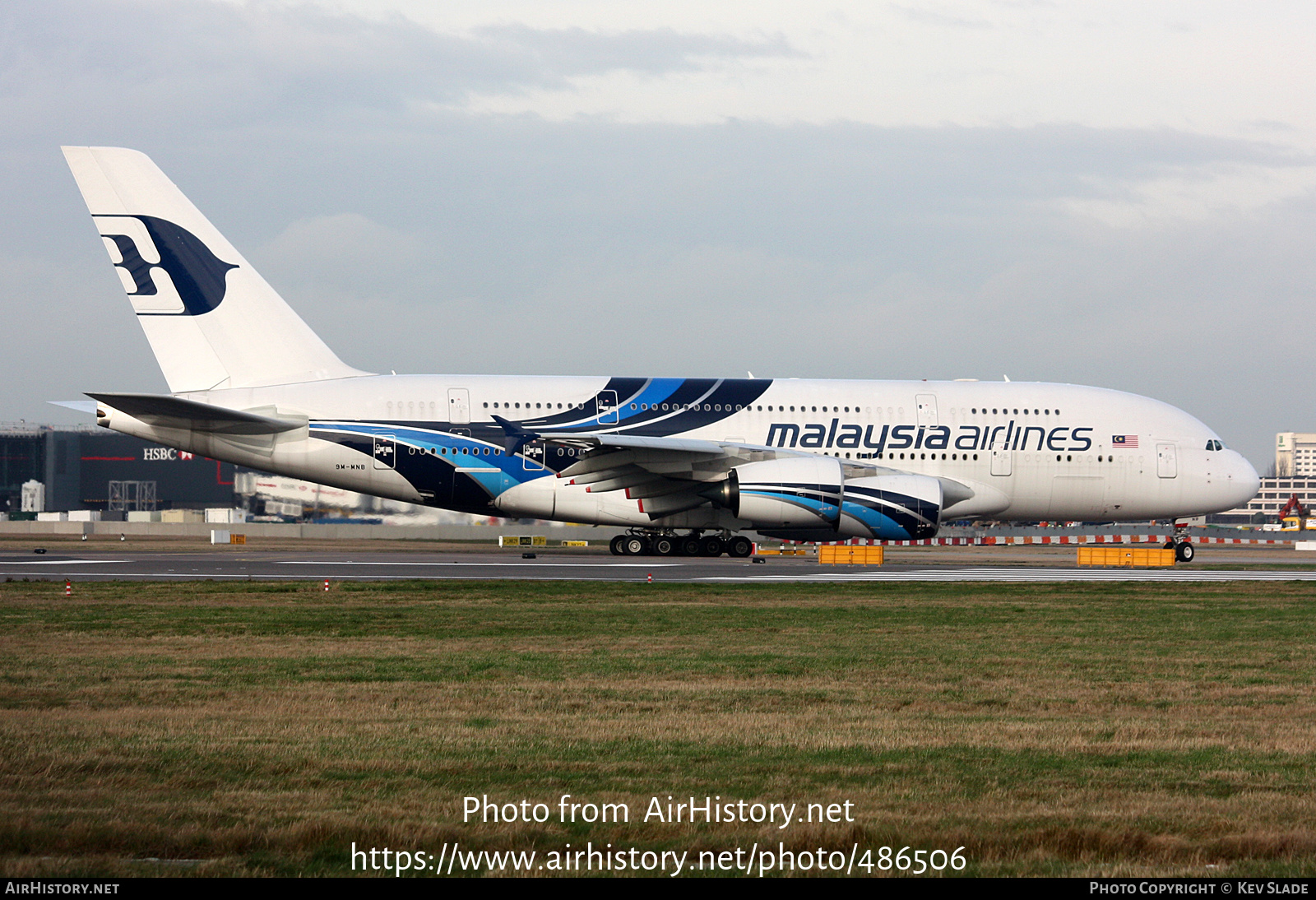 Aircraft Photo of 9M-MNB | Airbus A380-841 | Malaysia Airlines | AirHistory.net #486506