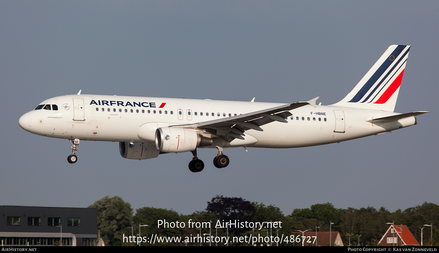 Aircraft Photo of F-HBNE | Airbus A320-214 | Air France | AirHistory.net #486727