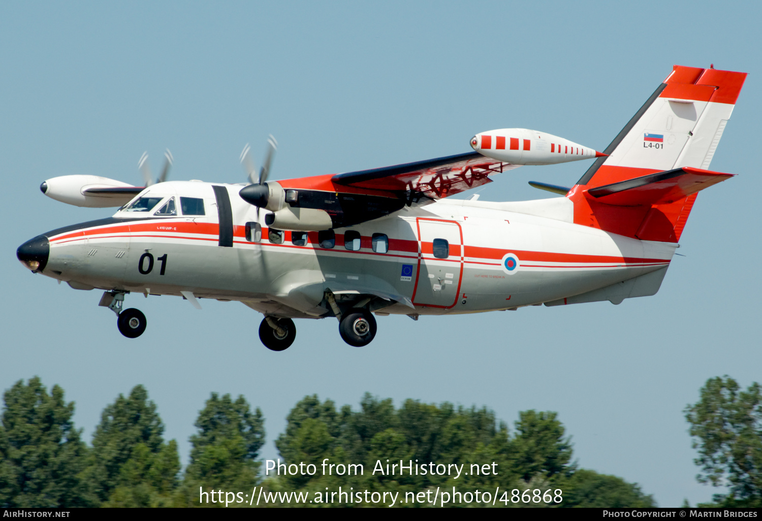 Aircraft Photo of L4-01 | Let L-410UVP-E Turbolet | Slovenia - Air Force | AirHistory.net #486868