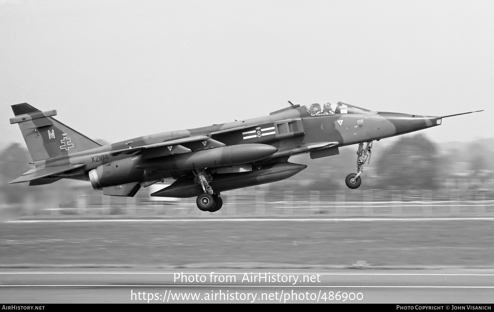 Aircraft Photo of XZ104 | Sepecat Jaguar GR1A | UK - Air Force | AirHistory.net #486900