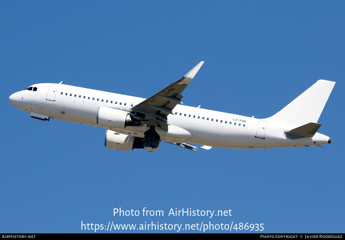 Aircraft Photo of LZ-FBK | Airbus A320-214 | AirHistory.net #486935