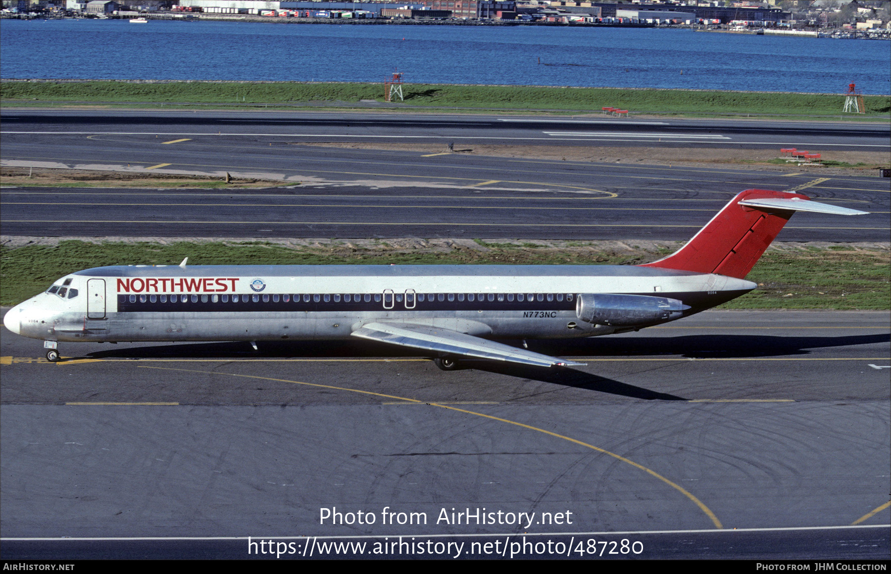 Aircraft Photo of N773NC | McDonnell Douglas DC-9-51 | Northwest Airlines | AirHistory.net #487280