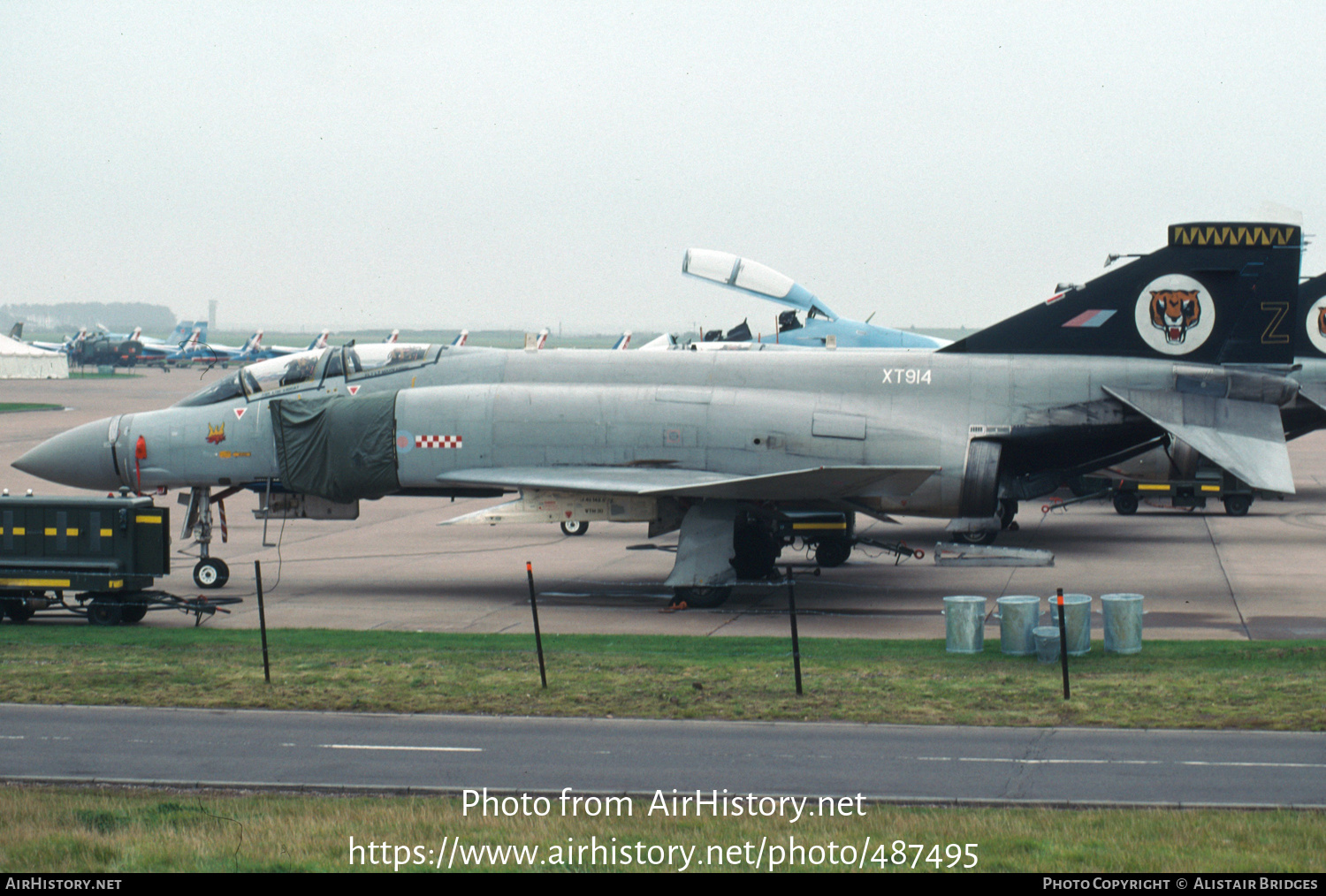 Aircraft Photo of XT914 | McDonnell Douglas F-4M Phantom FGR2 | UK - Air Force | AirHistory.net #487495