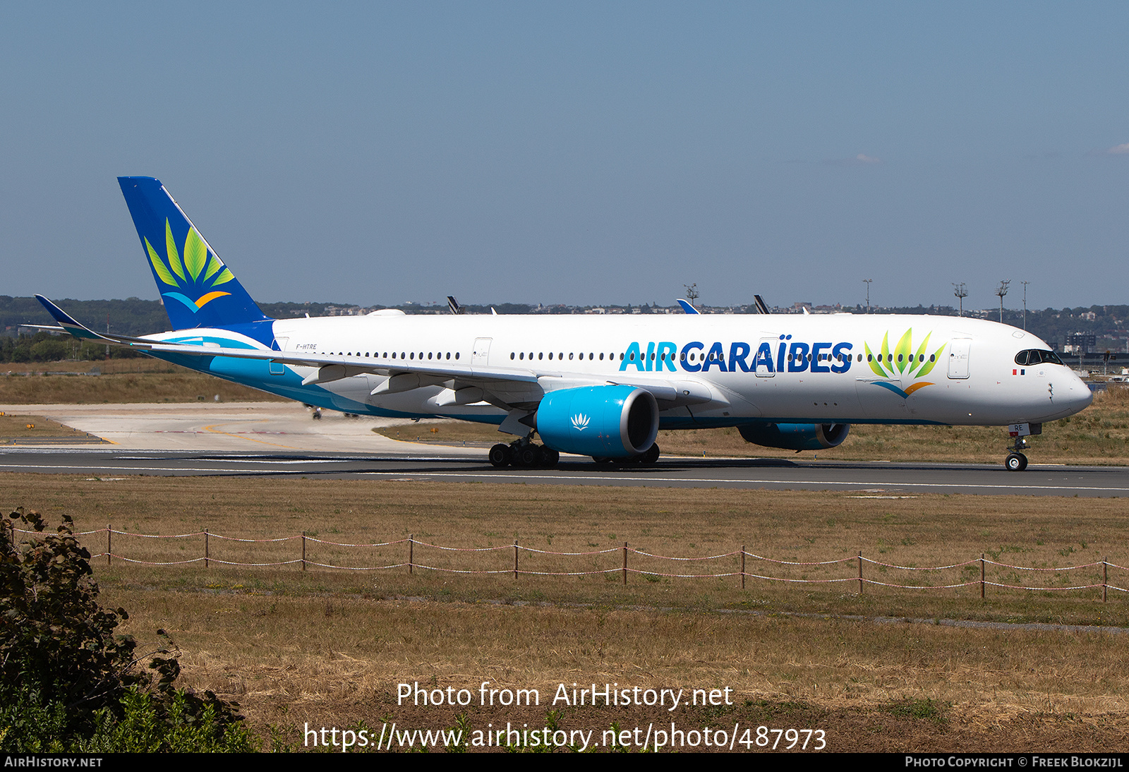 Aircraft Photo of F-HTRE | Airbus A350-941 | Air Caraïbes | AirHistory.net #487973