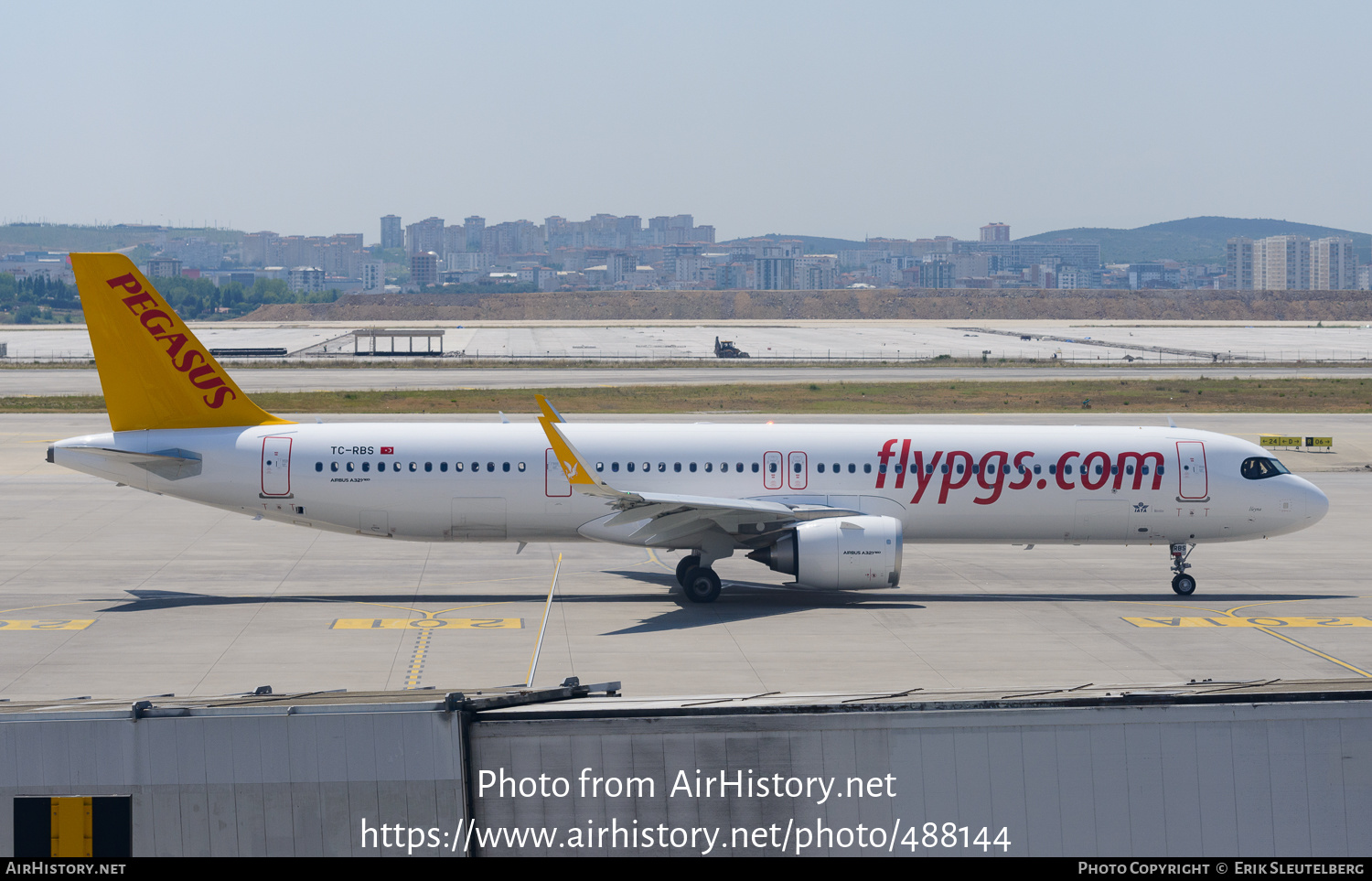 Aircraft Photo of TC-RBS | Airbus A321-251NX | Pegasus Airlines | AirHistory.net #488144