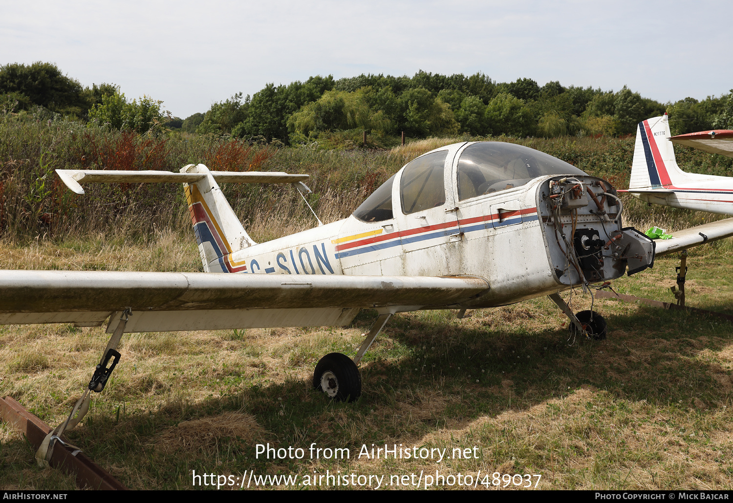 Aircraft Photo of G-SION | Piper PA-38-112 Tomahawk | AirHistory.net #489037