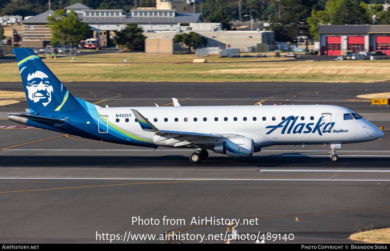 Aircraft Photo of N410SY | Embraer 175LR (ERJ-170-200LR) | Alaska Airlines | AirHistory.net #489140