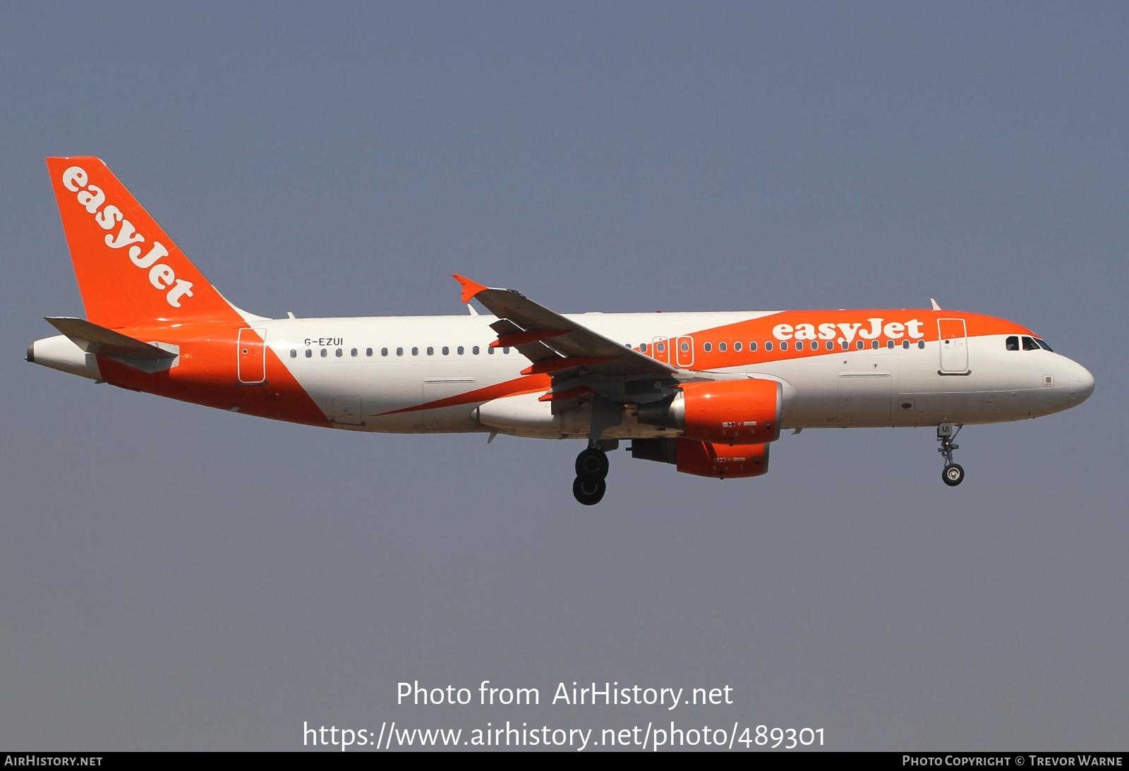 Aircraft Photo of G-EZUI | Airbus A320-214 | EasyJet | AirHistory.net #489301