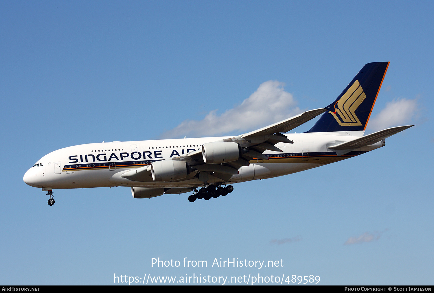 Aircraft Photo of 9V-SKS | Airbus A380-841 | Singapore Airlines | AirHistory.net #489589