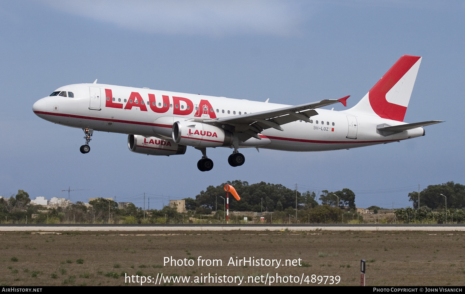 Aircraft Photo of 9H-LOZ | Airbus A320-232 | Lauda | AirHistory.net #489739