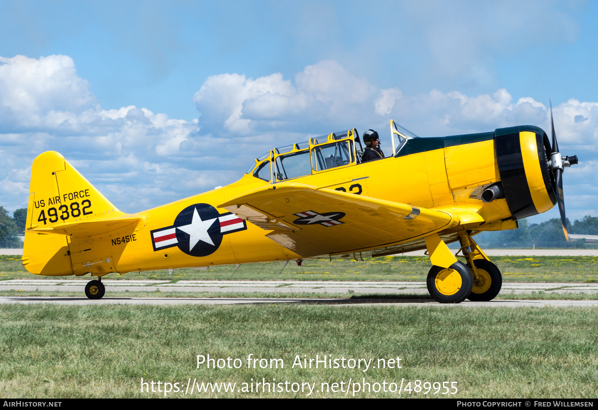 Aircraft Photo of N5451E / 49382 | North American T-6G Texan | USA - Air Force | AirHistory.net #489955