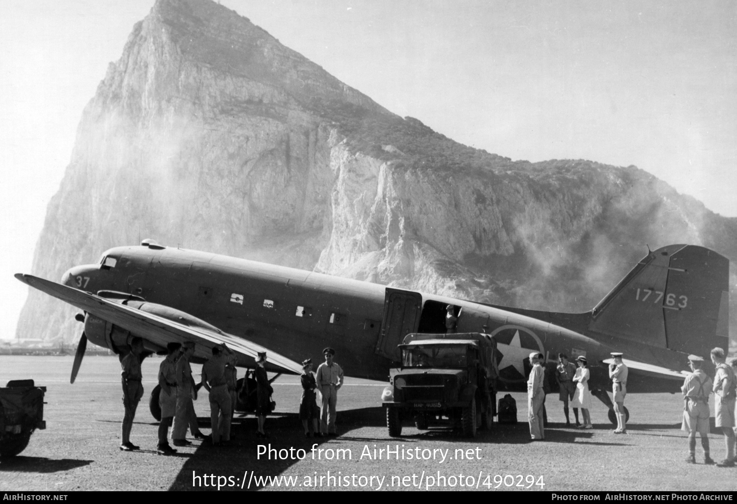 Aircraft Photo of 41-7763 / 17763 | Douglas C-47 Skytrain | USA - Air Force | AirHistory.net #490294