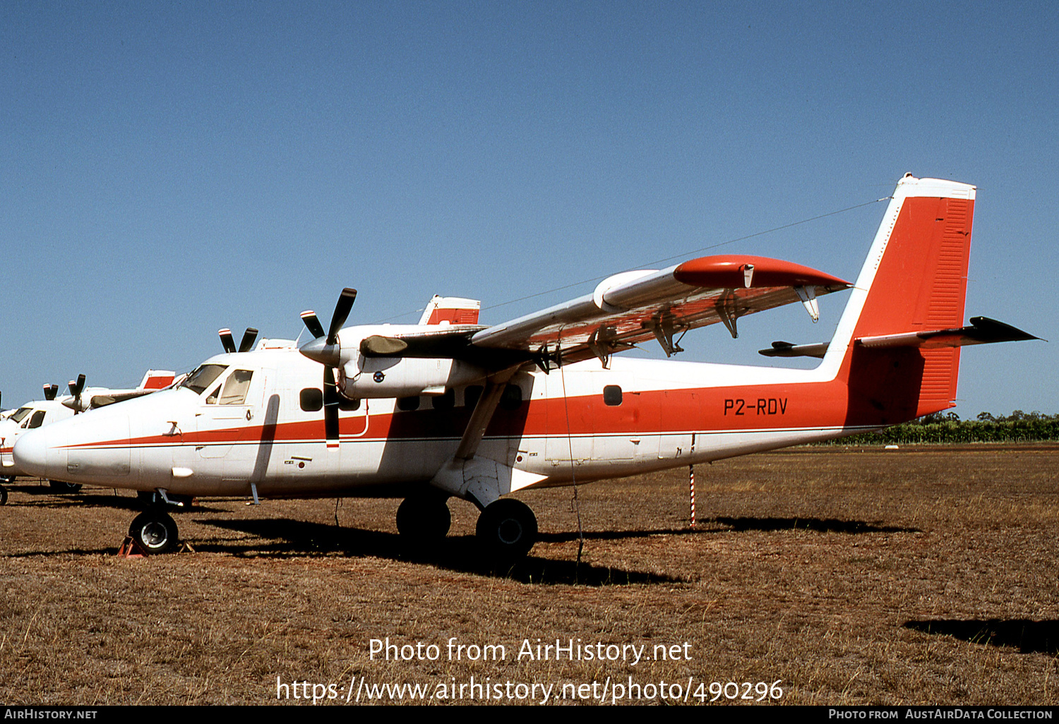 Aircraft Photo of P2-RDV | De Havilland Canada DHC-6-300 Twin Otter | AirHistory.net #490296