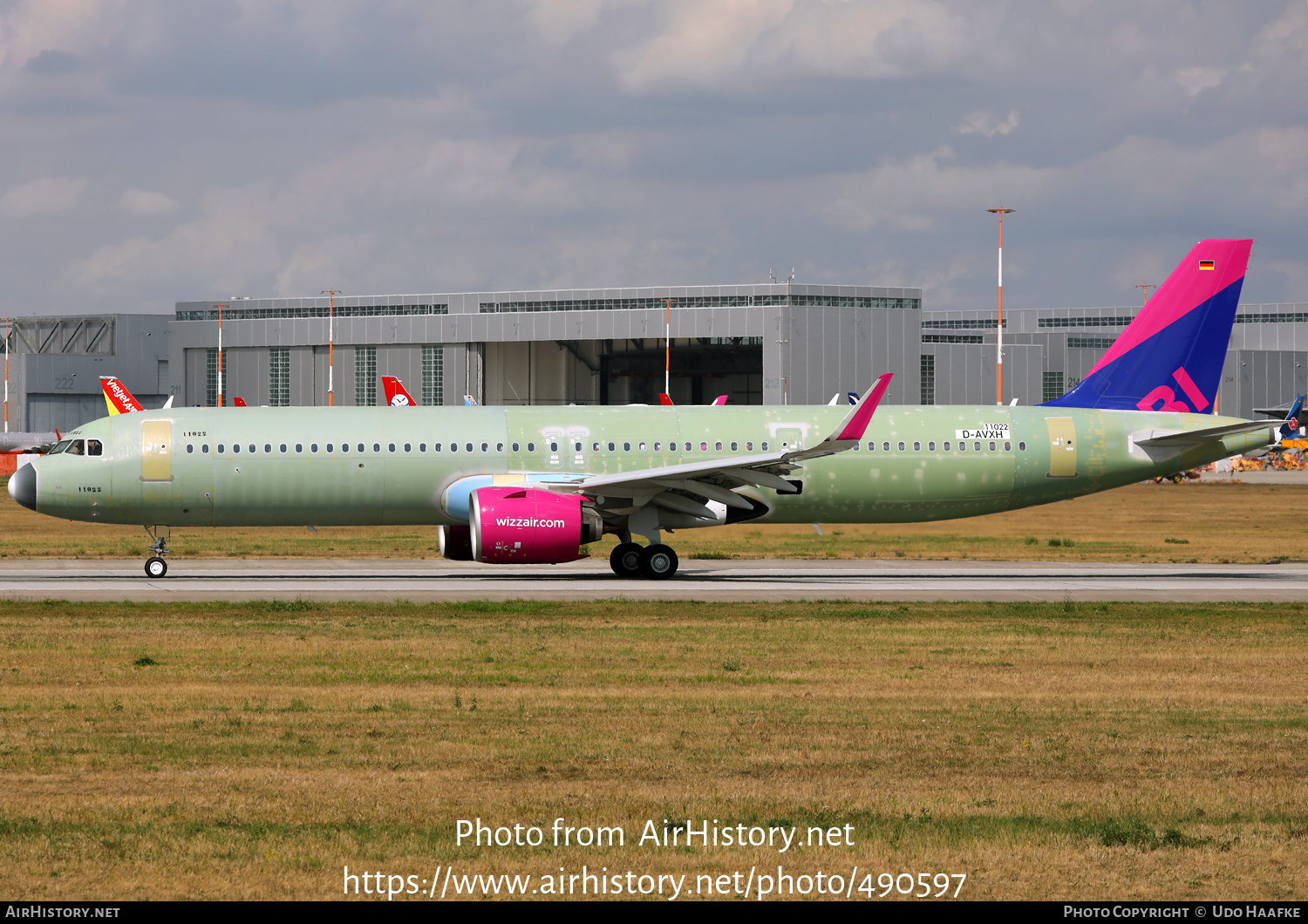 Aircraft Photo of D-AVXH / A6-WZE | Airbus A321-271NX | Wizz Air Abu Dhabi | AirHistory.net #490597