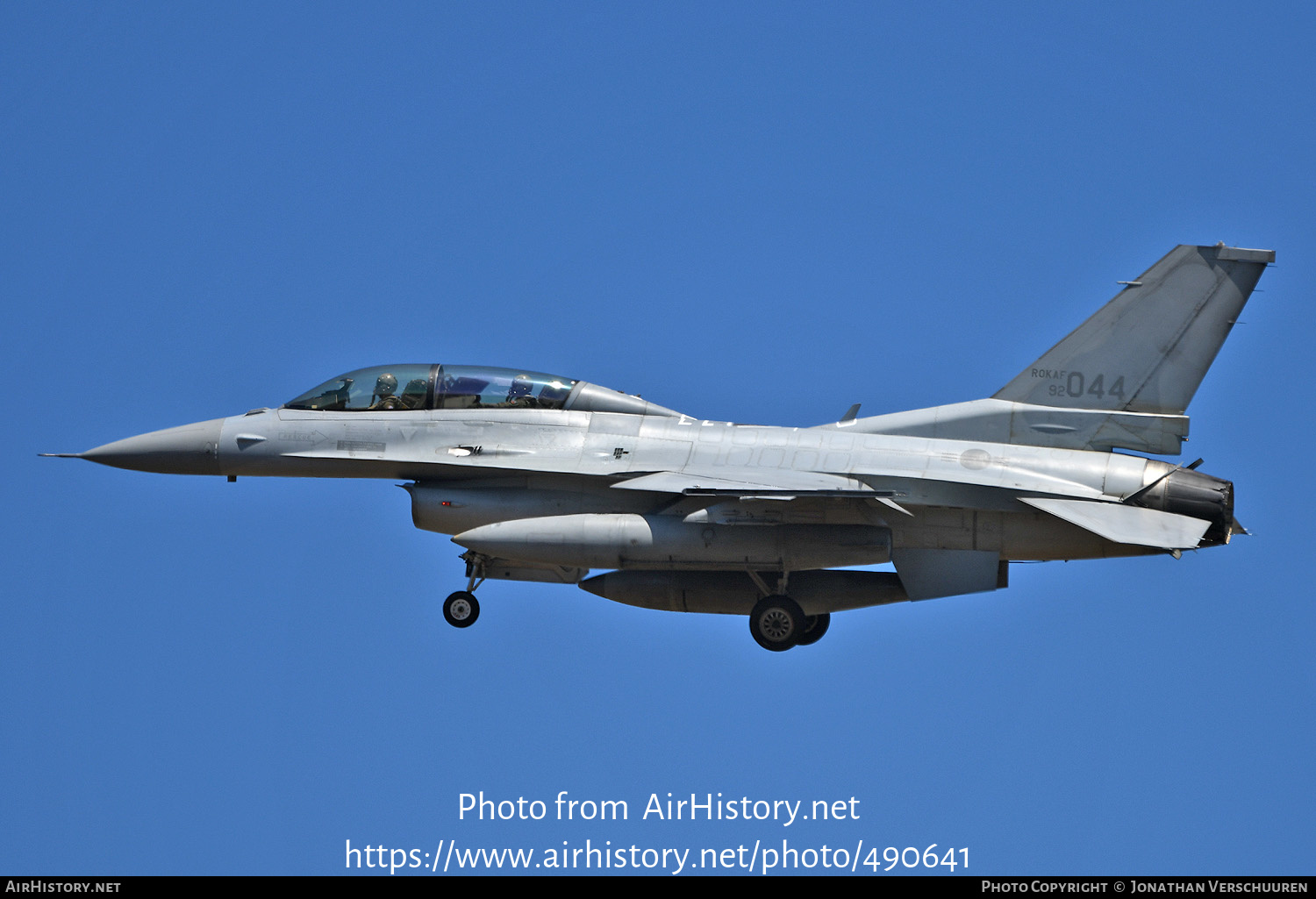 Aircraft Photo of 92-044 / ROKAF92-044 | Lockheed Martin KF-16D Fighting Falcon | South Korea - Air Force | AirHistory.net #490641