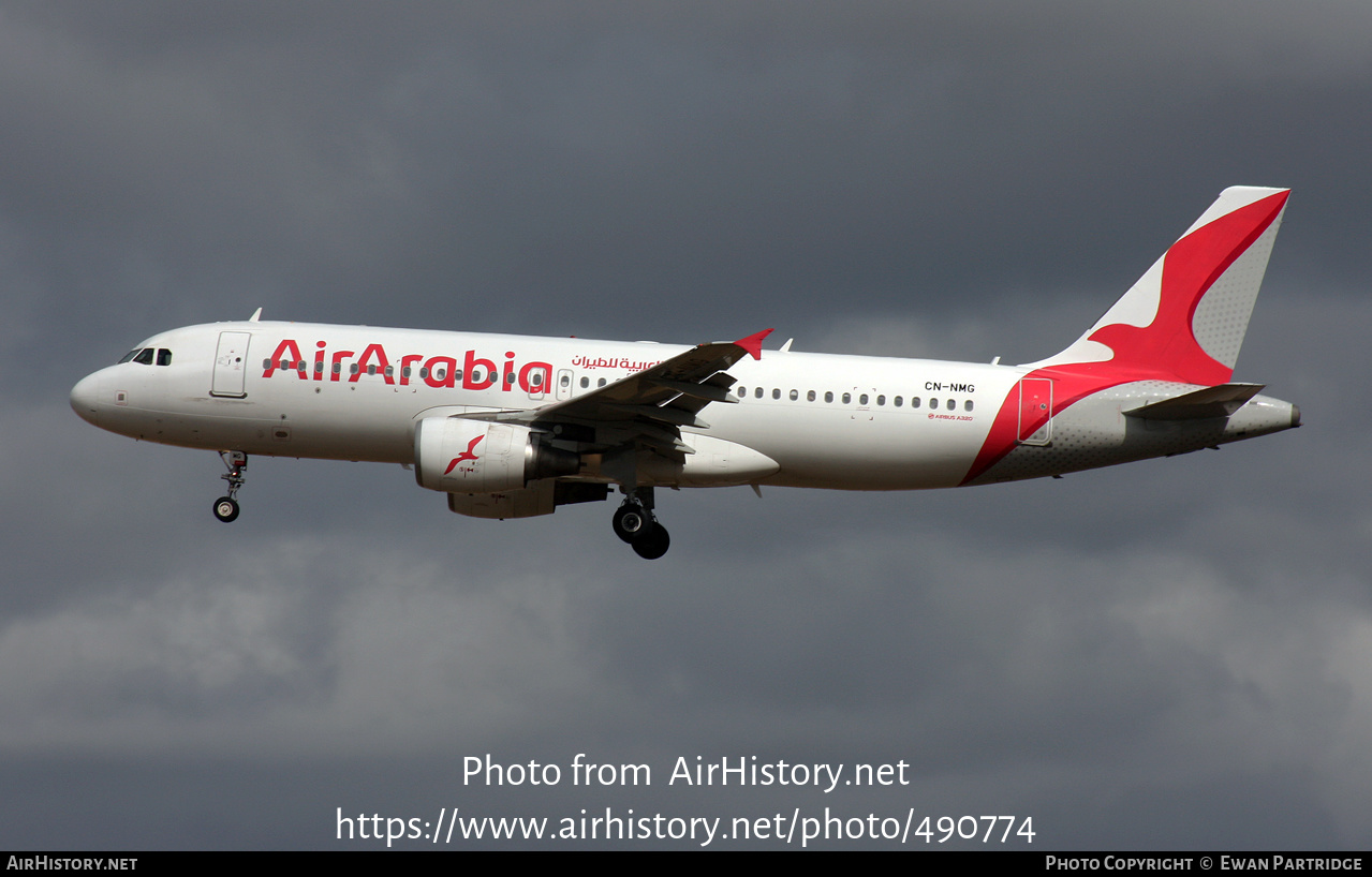 Aircraft Photo of CN-NMG | Airbus A320-214 | Air Arabia | AirHistory.net #490774