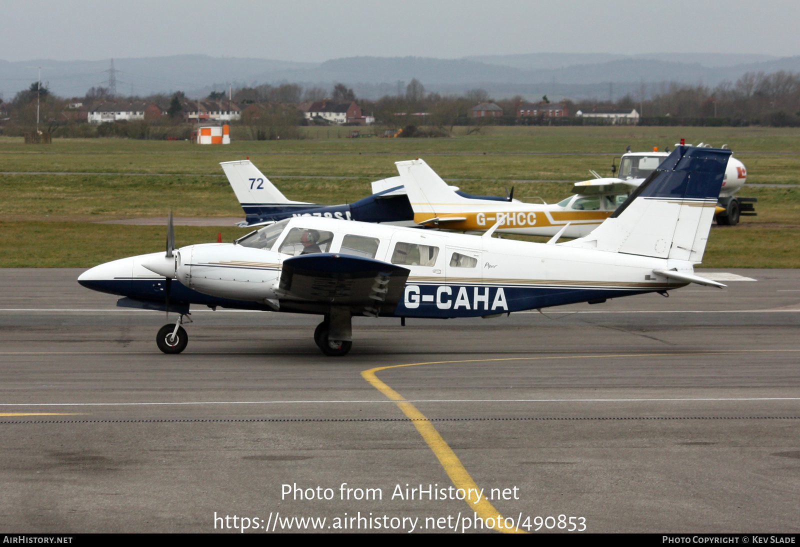 Aircraft Photo of G-CAHA | Piper PA-34-200T Seneca II | AirHistory.net #490853