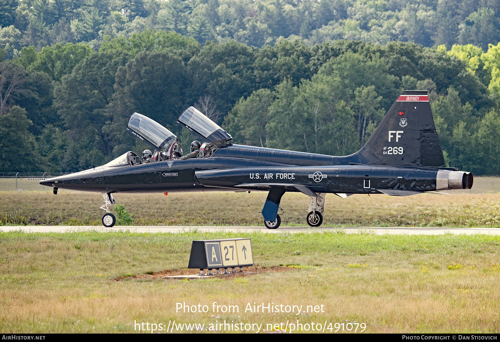 Aircraft Photo of 64-13269 / AF64-269 | Northrop T-38A Talon | USA - Air Force | AirHistory.net #491079