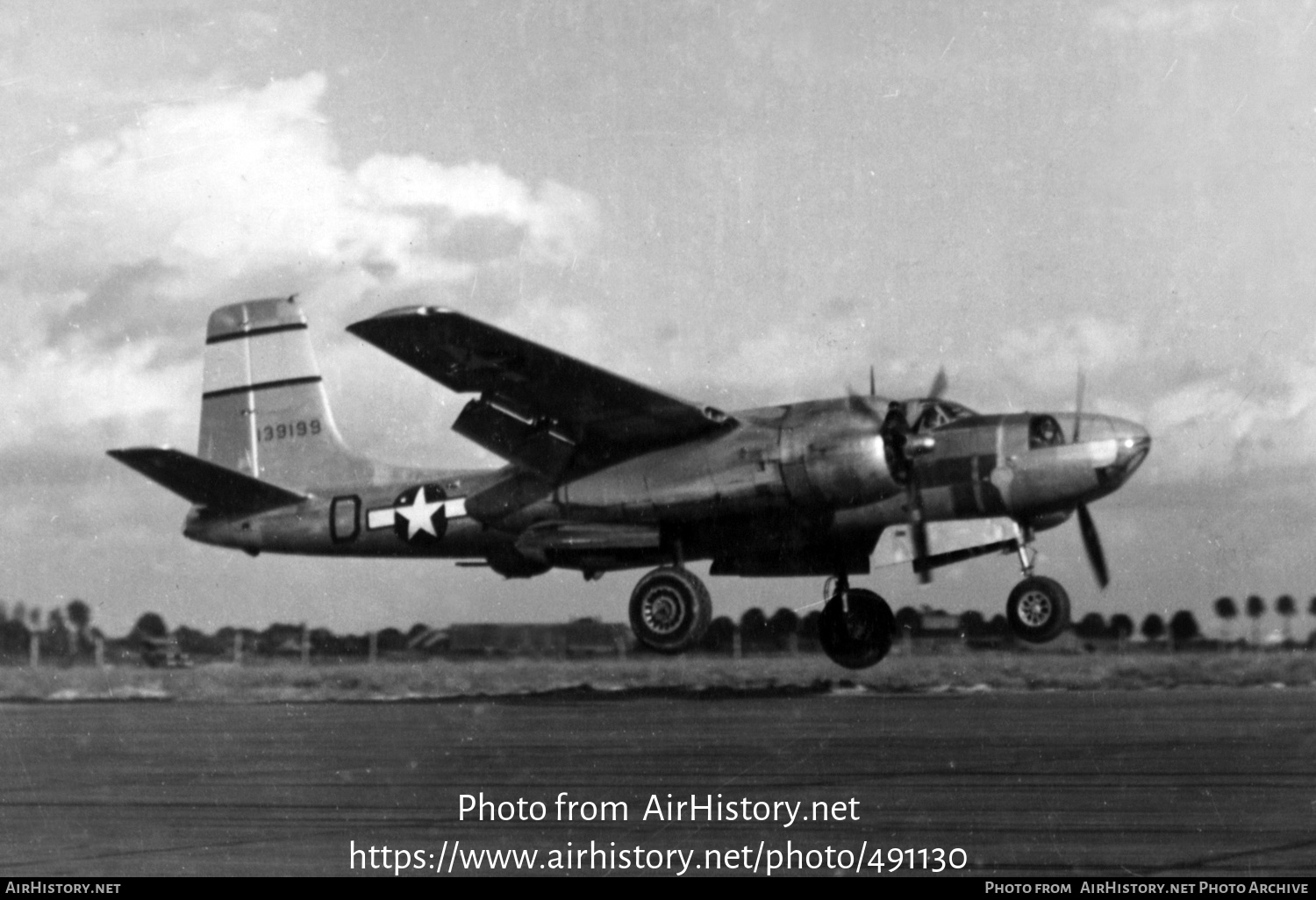 Aircraft Photo of 41-39199 / 139199 | Douglas A-26C Invader | USA - Air Force | AirHistory.net #491130