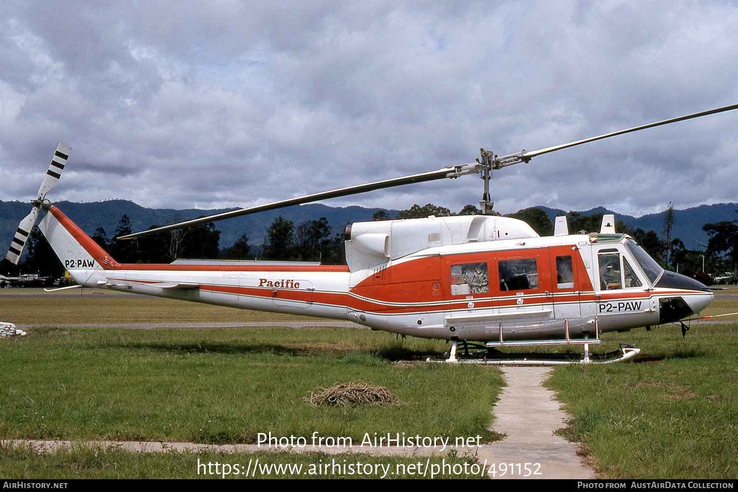 Aircraft Photo of P2-PAW | Bell 212 Twin Two-Twelve | Pacific Helicopters | AirHistory.net #491152