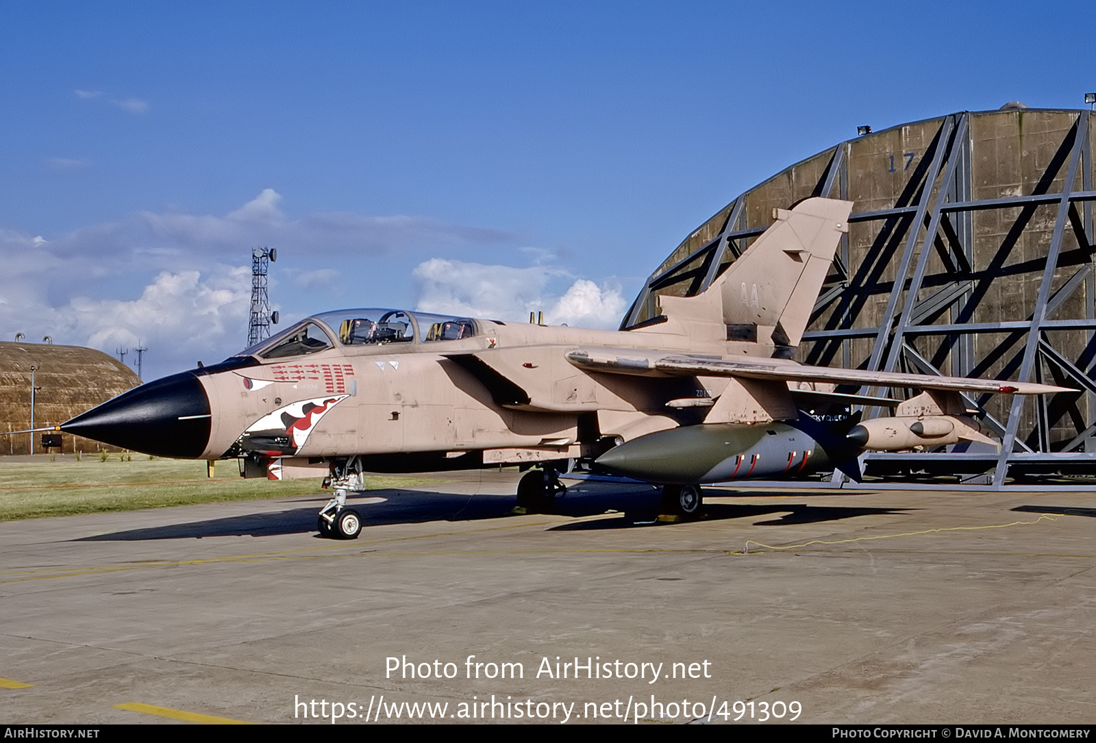 Aircraft Photo of ZD810 | Panavia Tornado GR1 | UK - Air Force | AirHistory.net #491309