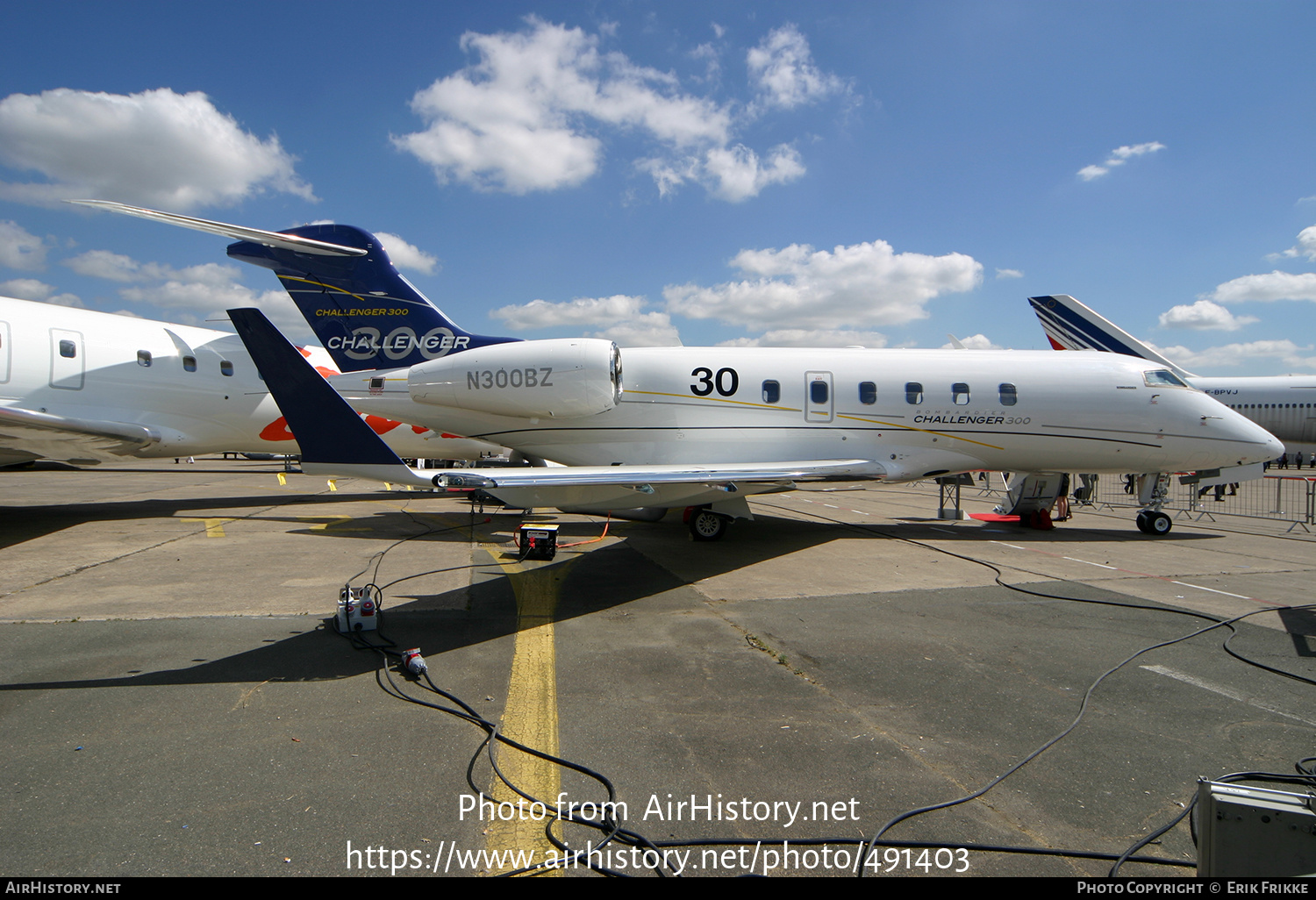 Aircraft Photo of N300BZ | Bombardier Challenger 300 (BD-100-1A10) | Bombardier | AirHistory.net #491403