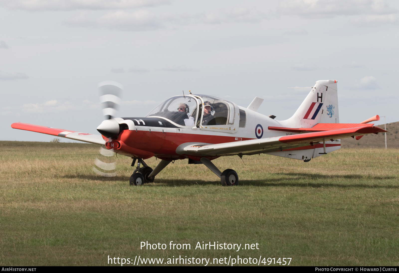 Aircraft Photo of G-CBEH / XX521 | Scottish Aviation Bulldog 120/121 | UK - Air Force | AirHistory.net #491457
