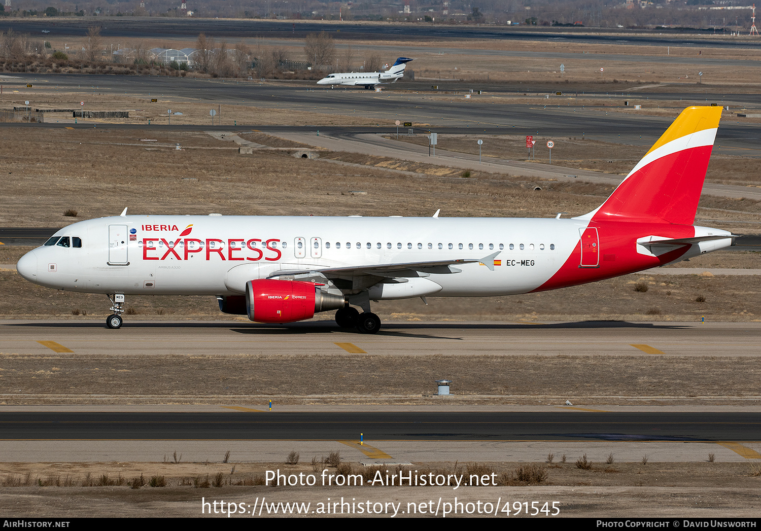 Aircraft Photo of EC-MEG | Airbus A320-214 | Iberia Express | AirHistory.net #491545