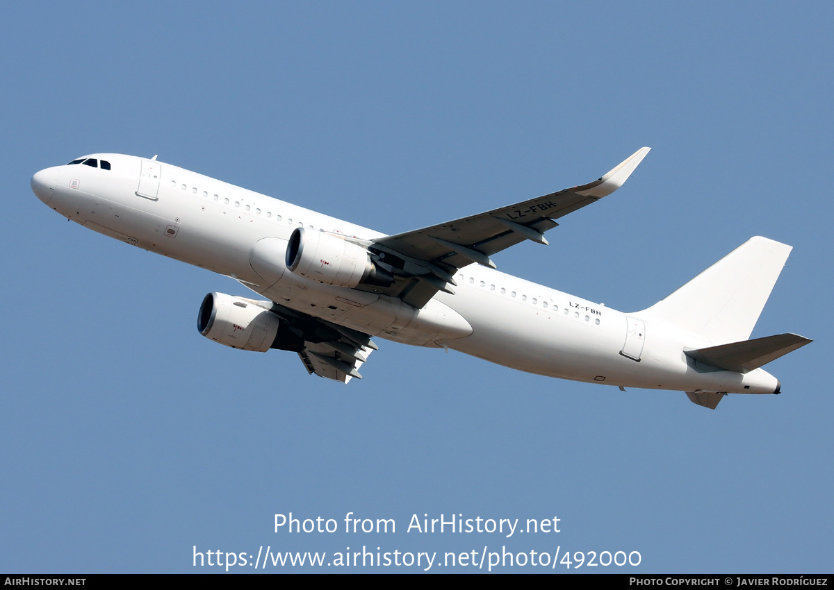 Aircraft Photo of LZ-FBH | Airbus A320-214 | AirHistory.net #492000