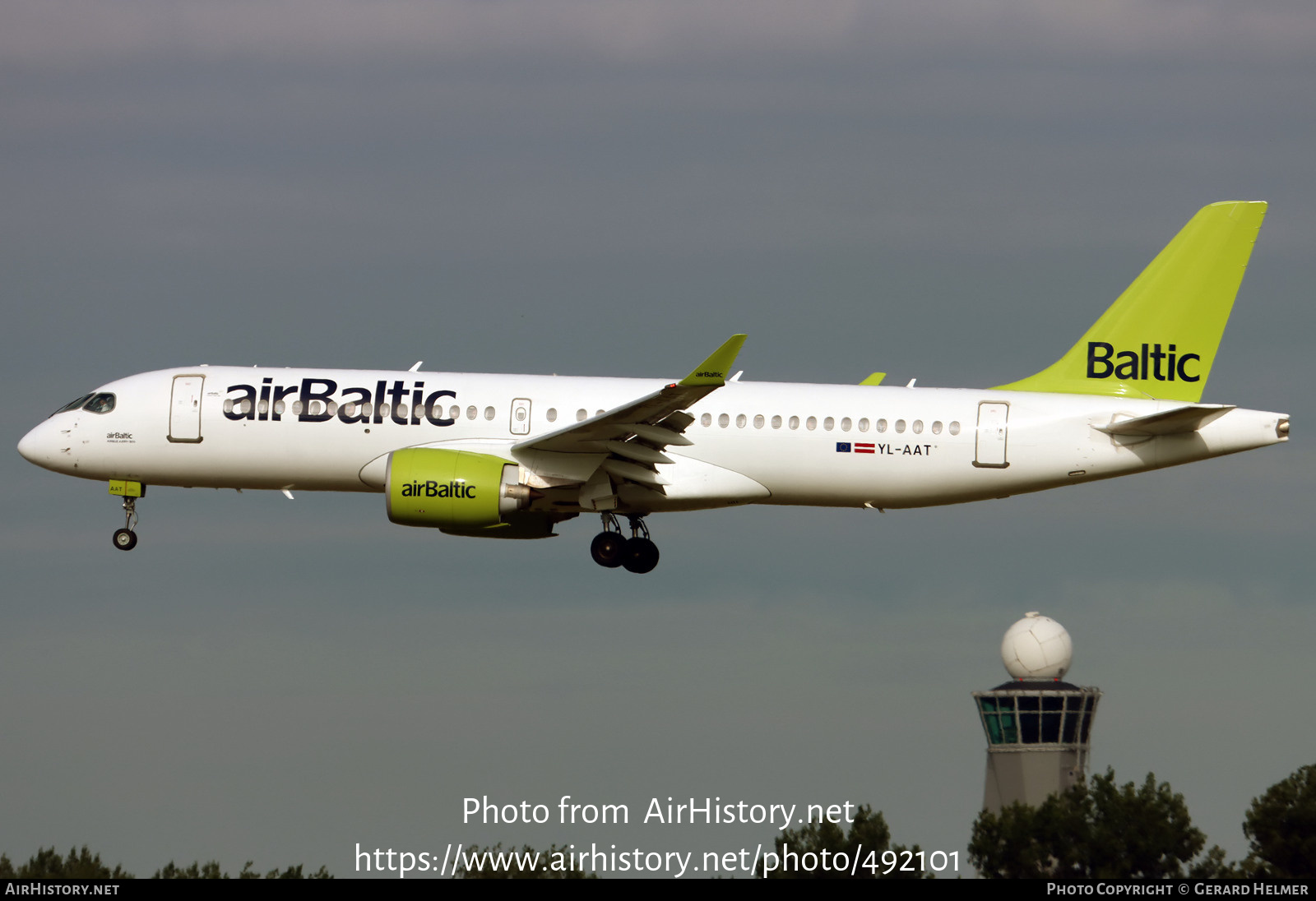 Aircraft Photo of YL-AAT | Airbus A220-371 (BD-500-1A11) | AirBaltic | AirHistory.net #492101