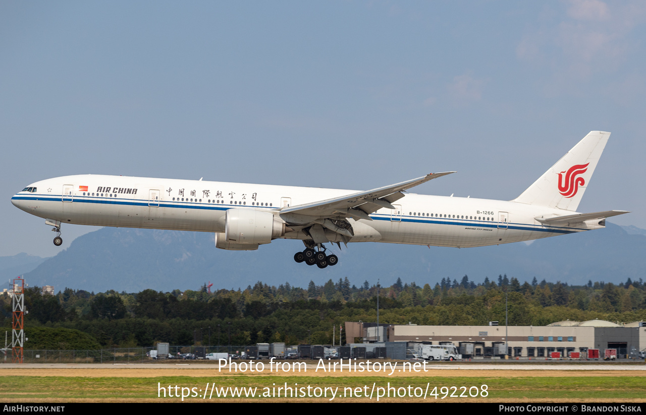 Aircraft Photo of B-1266 | Boeing 777-300/ER | Air China | AirHistory.net #492208
