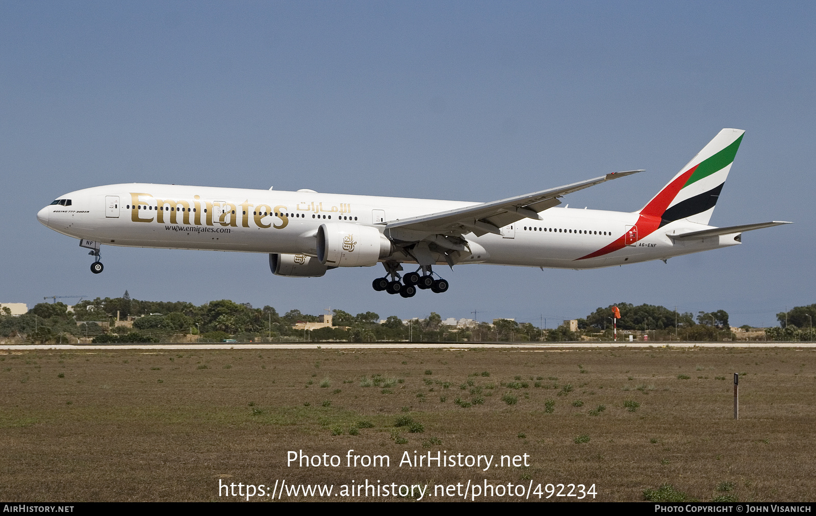 Aircraft Photo of A6-ENF | Boeing 777-31H/ER | Emirates | AirHistory.net #492234