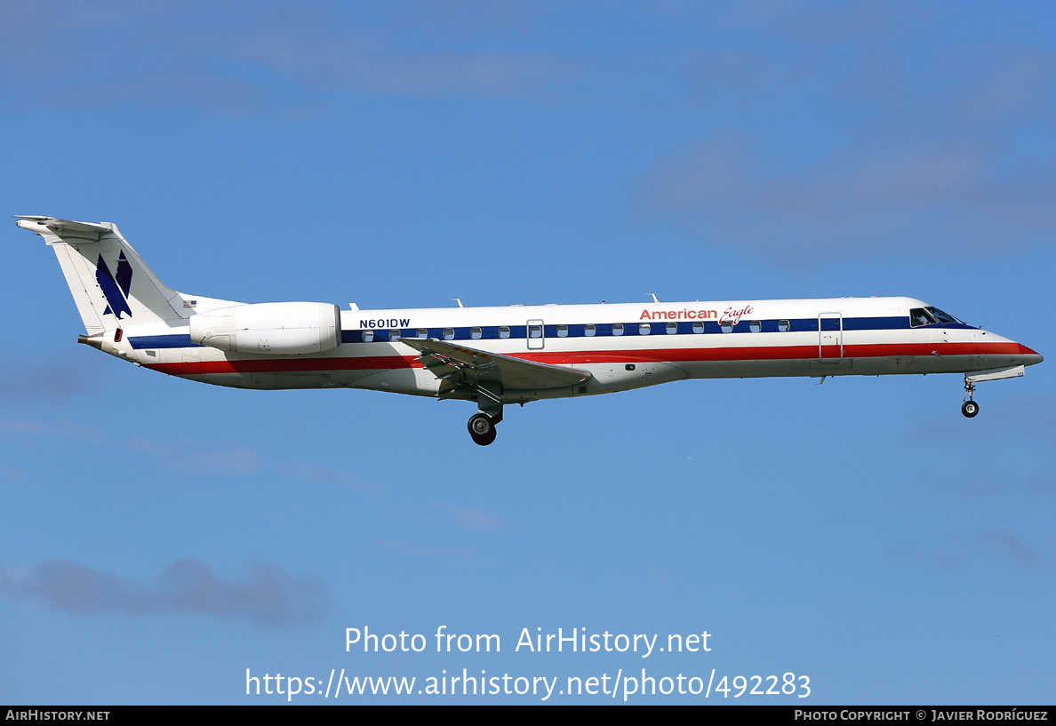 Aircraft Photo of N601DW | Embraer ERJ-145LR (EMB-145LR) | American Eagle | AirHistory.net #492283