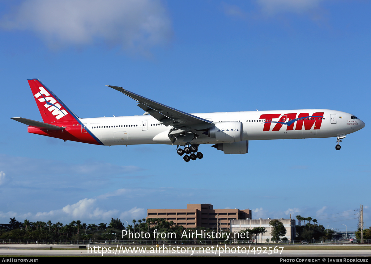 Aircraft Photo of PT-MUI | Boeing 777-32W/ER | TAM Linhas Aéreas | AirHistory.net #492567