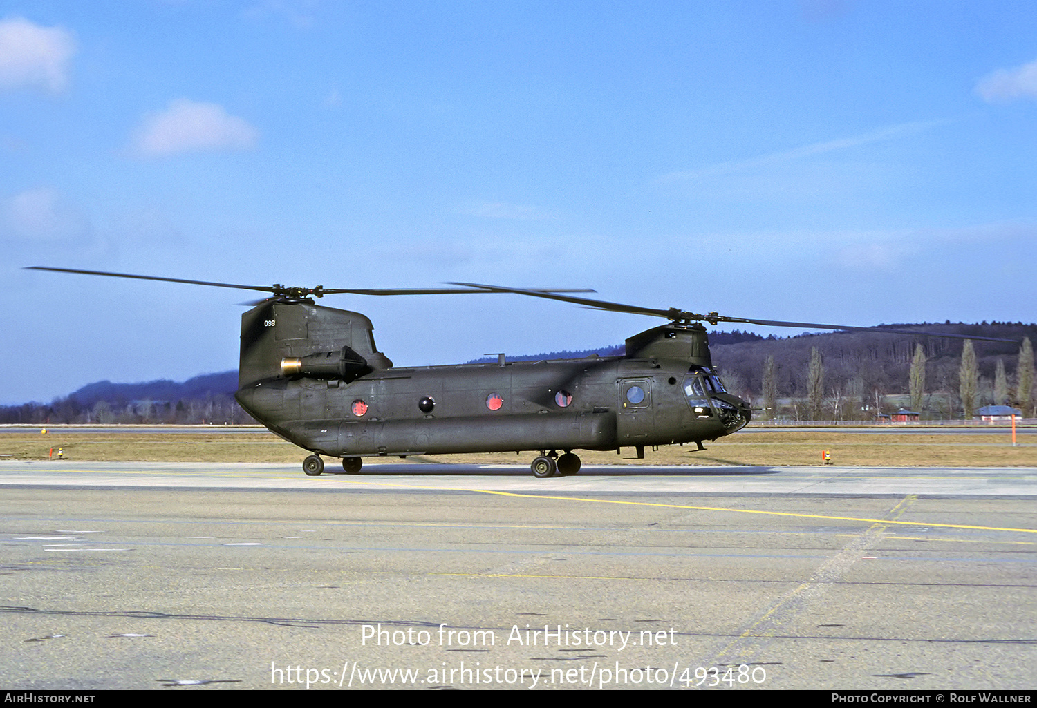 Aircraft Photo of 88-0098 / 098 | Boeing CH-47D Chinook (414) | USA - Army | AirHistory.net #493480