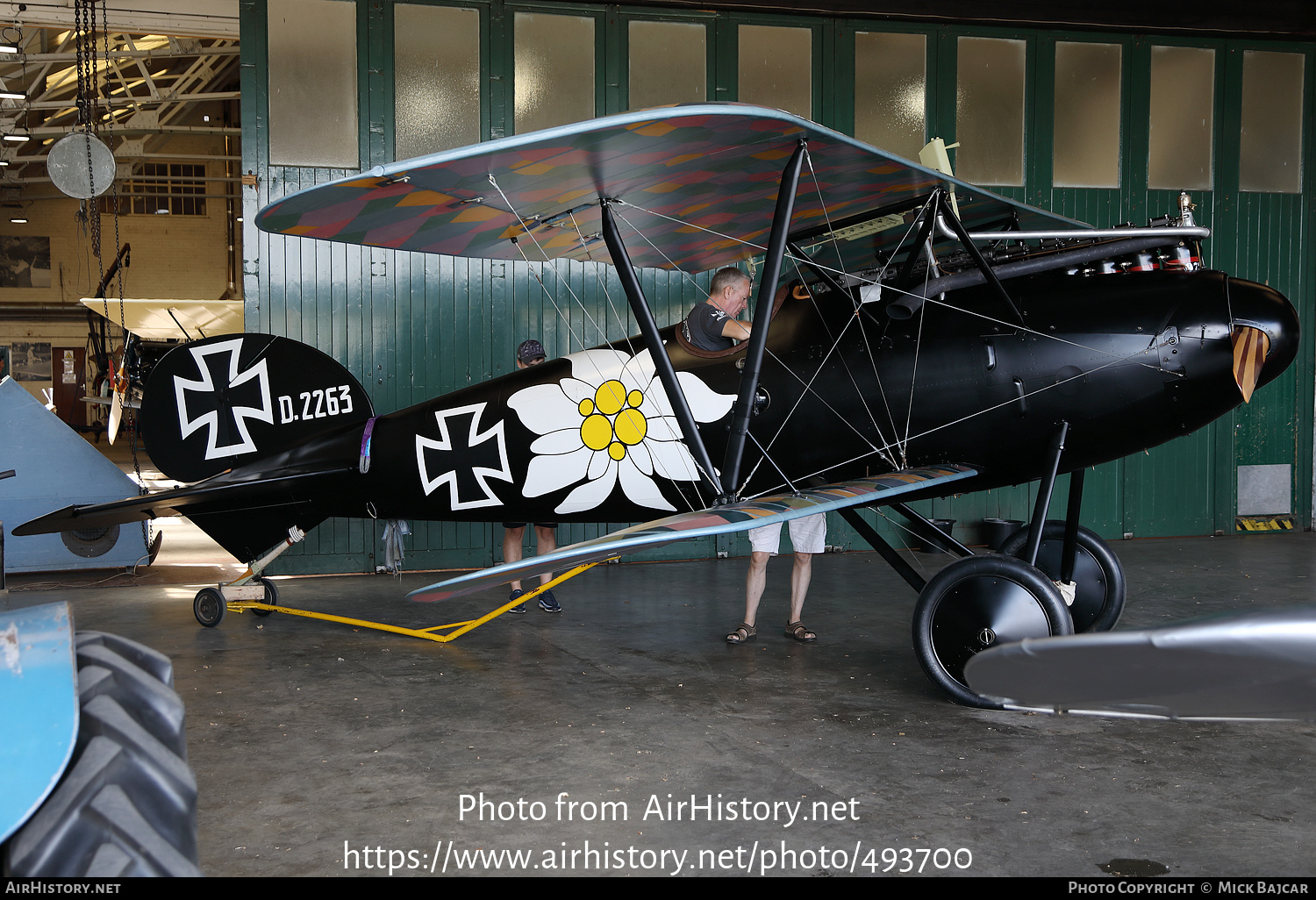 Aircraft Photo of G-WAHT / D.2263 | Albatros D-Va1 (Replica) | Germany - Air Force | AirHistory.net #493700