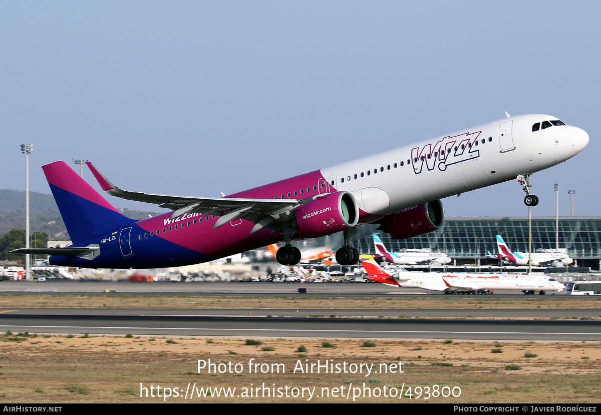 Aircraft Photo of HA-LZL | Airbus A321-271NX | Wizz Air | AirHistory.net #493800