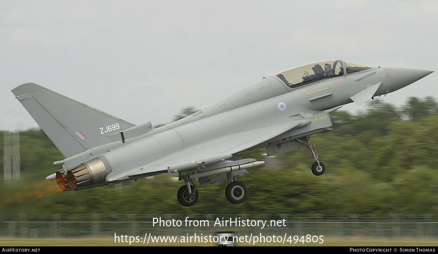 Aircraft Photo of ZJ699 | Eurofighter EF-2000 Typhoon T | UK - Air Force | AirHistory.net #494805