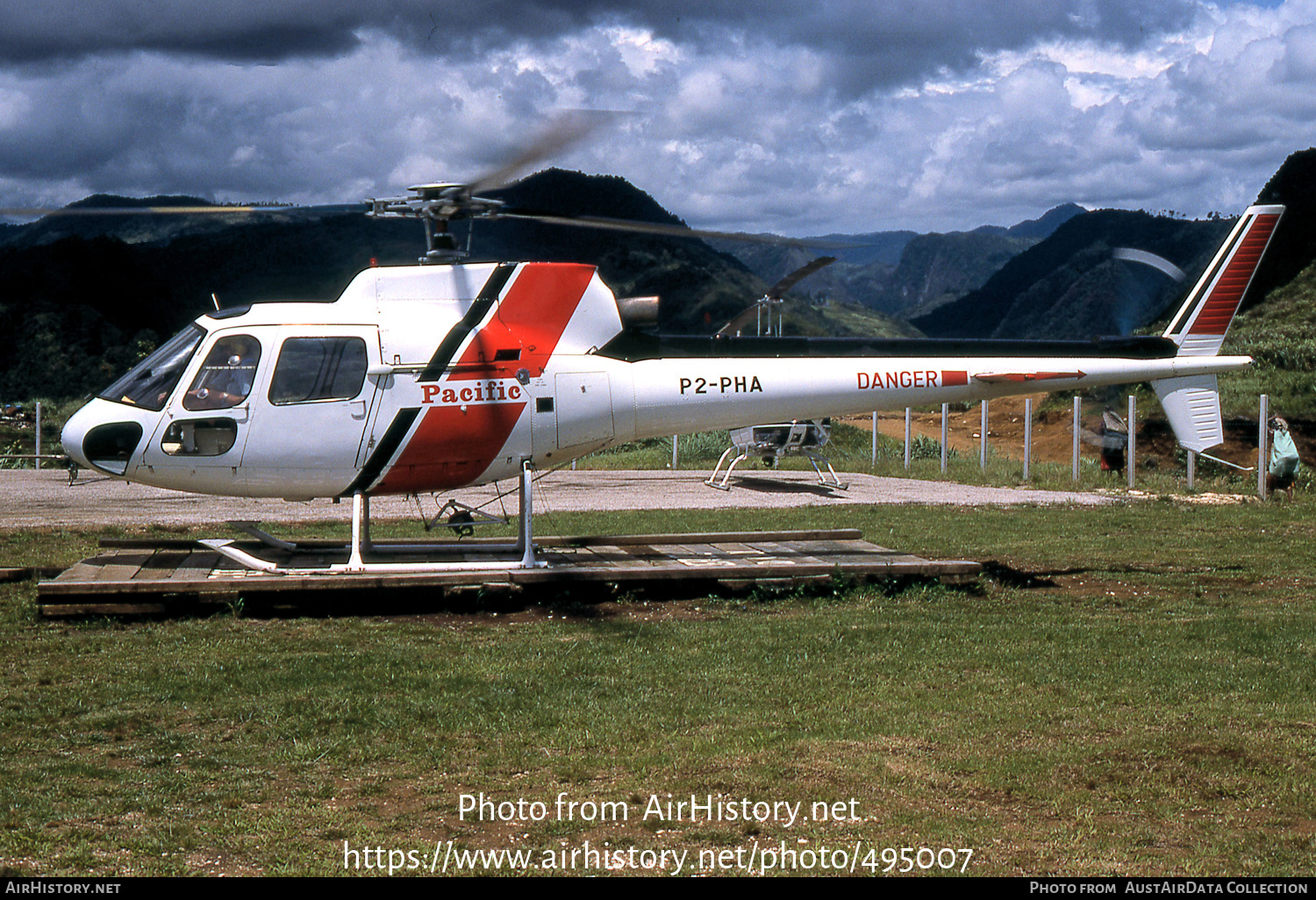 Aircraft Photo of P2-PHA | Aerospatiale AS-350BA Squirrel | Pacific Helicopters | AirHistory.net #495007