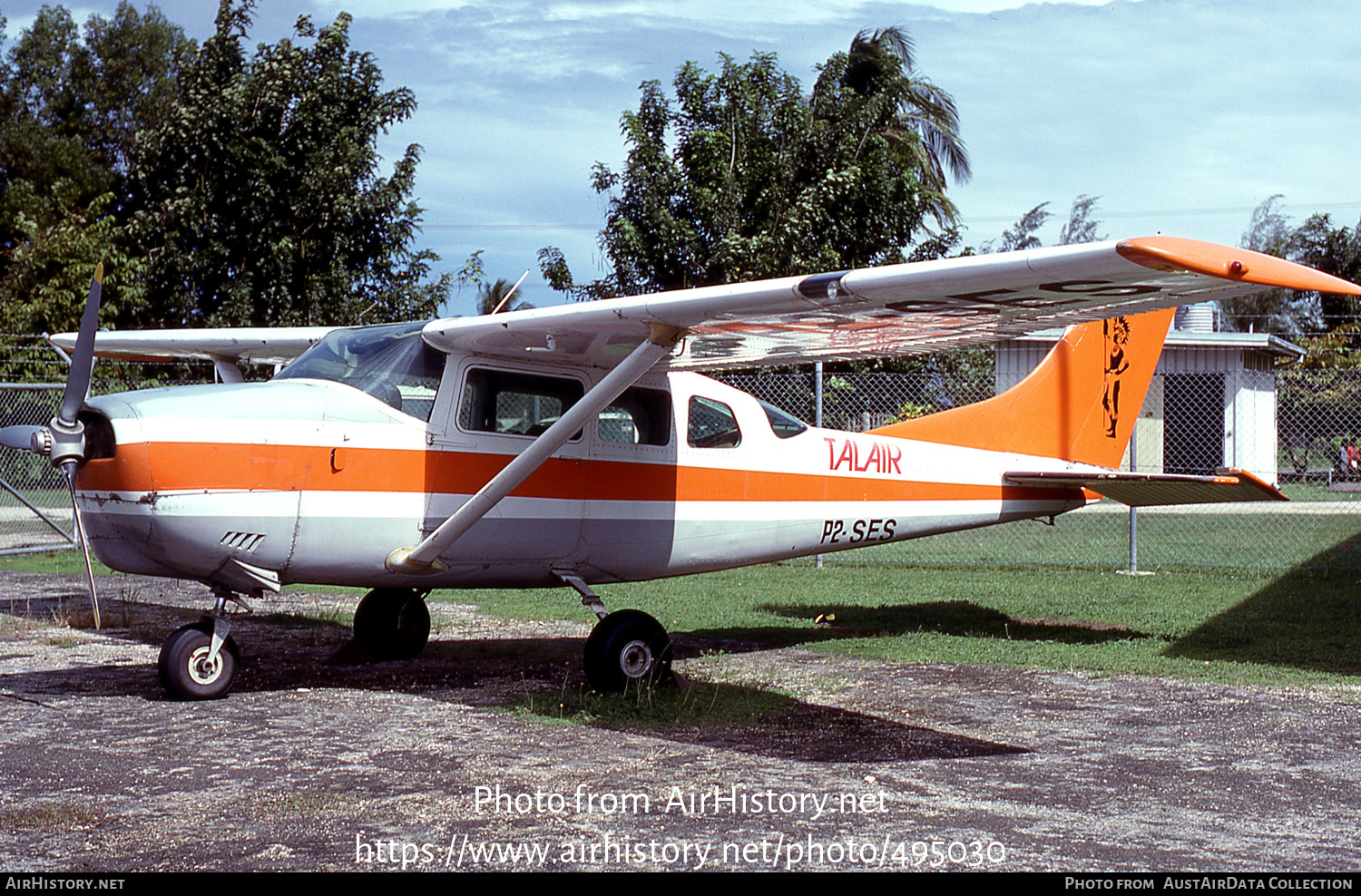 Aircraft Photo of P2-SES | Cessna U206B Super Skywagon | Talair - Tourist Airline of Niugini | AirHistory.net #495030