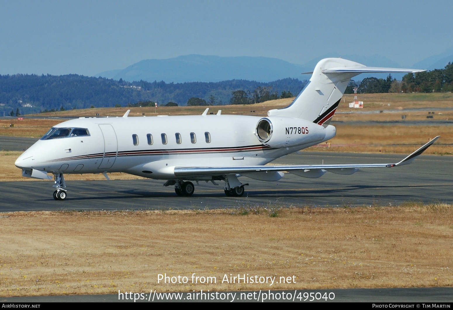 Aircraft Photo of N778QS | Bombardier Challenger 350 (BD-100-1A10) | AirHistory.net #495040