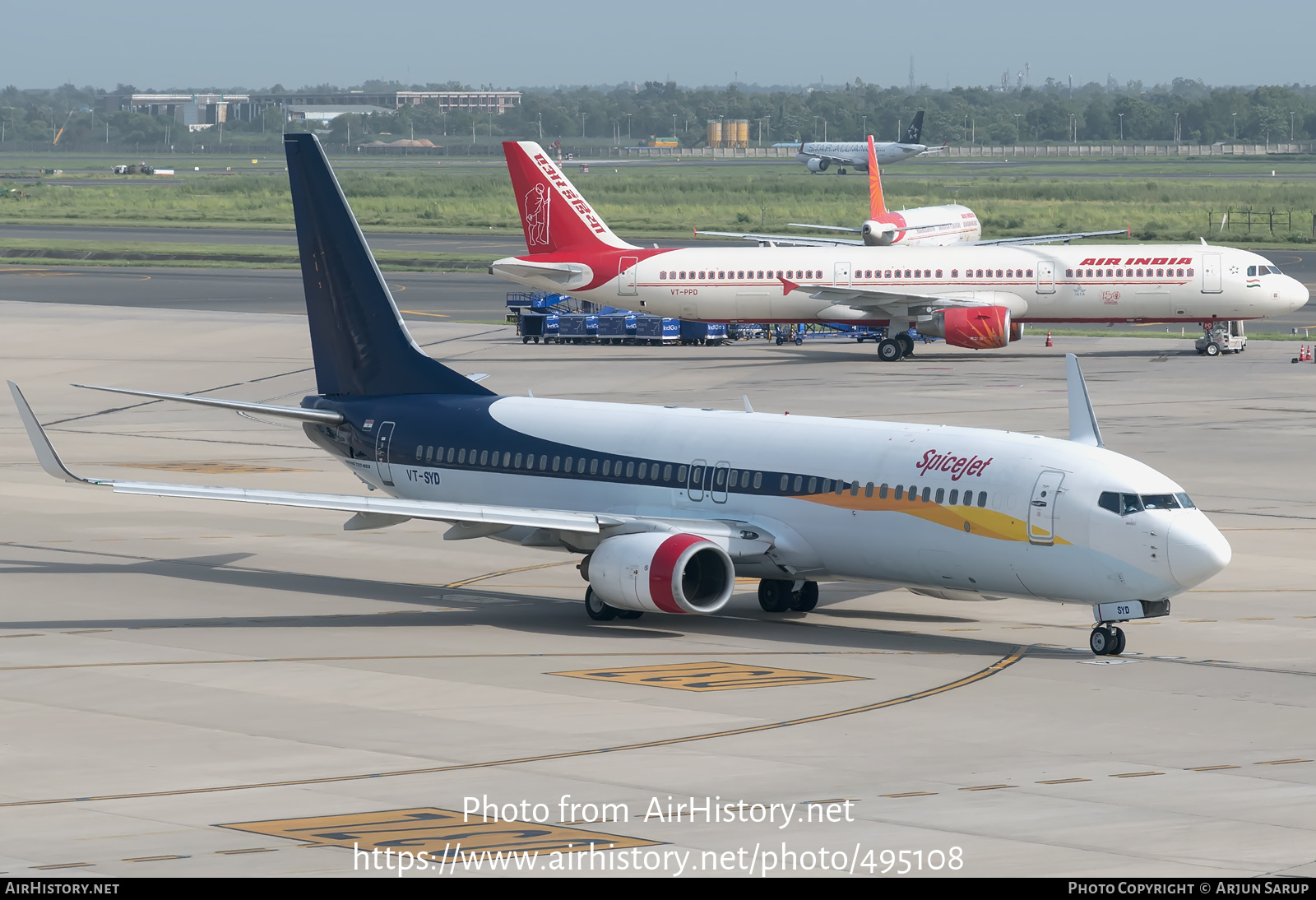 Aircraft Photo of VT-SYD | Boeing 737-85R | SpiceJet | AirHistory.net #495108