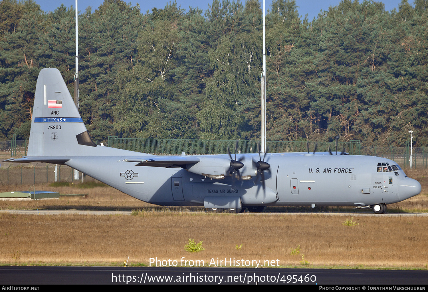 Aircraft Photo of 17-5900 / 75900 | Lockheed Martin C-130J-30 Hercules | USA - Air Force | AirHistory.net #495460