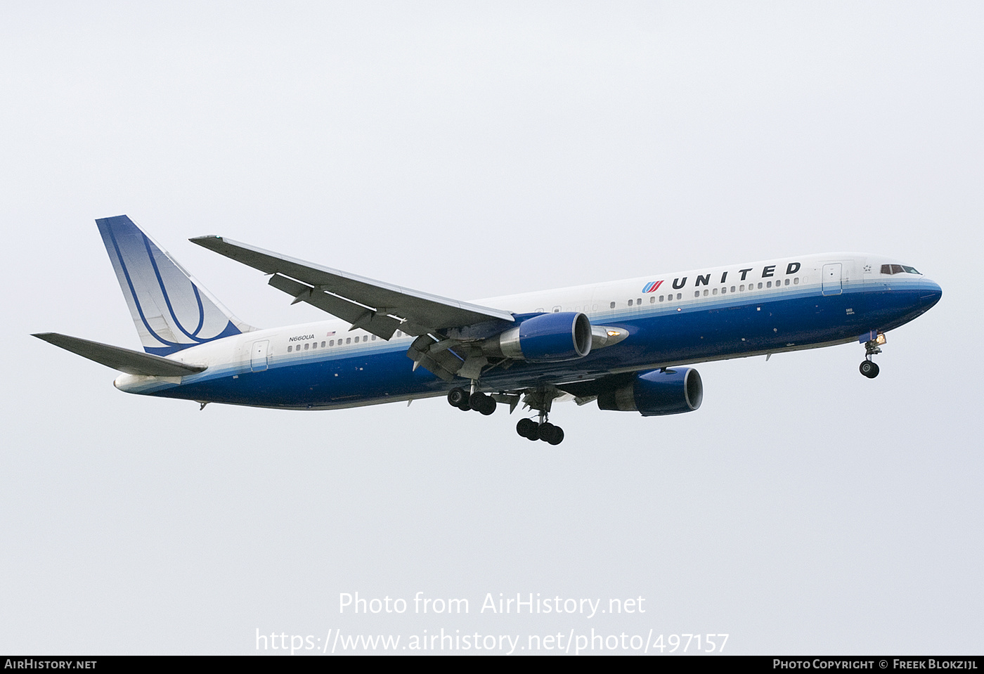 Aircraft Photo of N660UA | Boeing 767-322/ER | United Airlines | AirHistory.net #497157