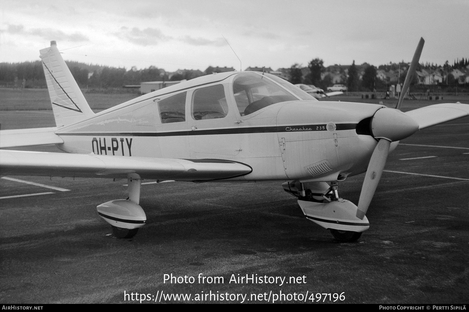 Aircraft Photo of OH-PIY | Piper PA-28-235 Cherokee B | AirHistory.net #497196