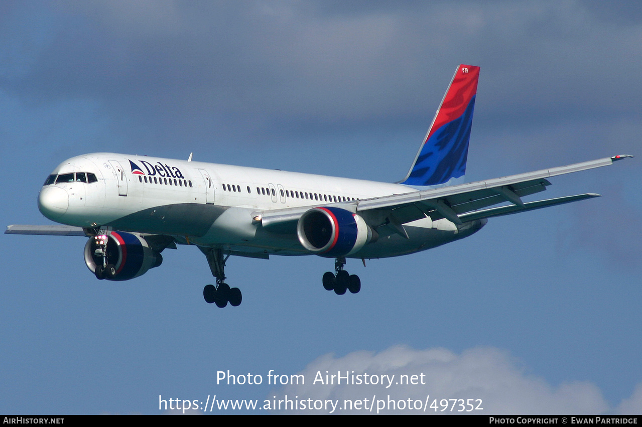 Aircraft Photo of N679DA | Boeing 757-232 | Delta Air Lines | AirHistory.net #497352