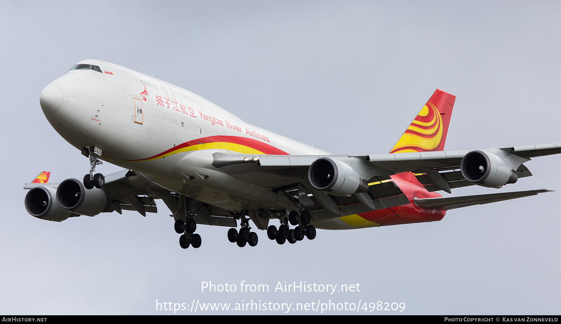 Aircraft Photo of B-2432 | Boeing 747-481(BDSF) | Yangtze River Express | AirHistory.net #498209